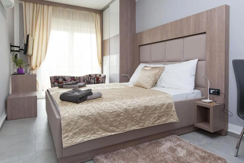 Anikol Apartments 1 Selce 0*,  Croatia