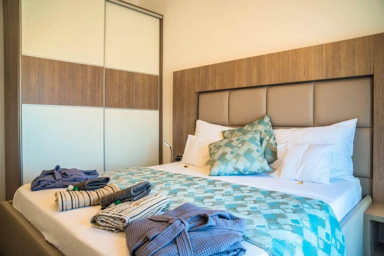 Anikol Apartments 1 Selce